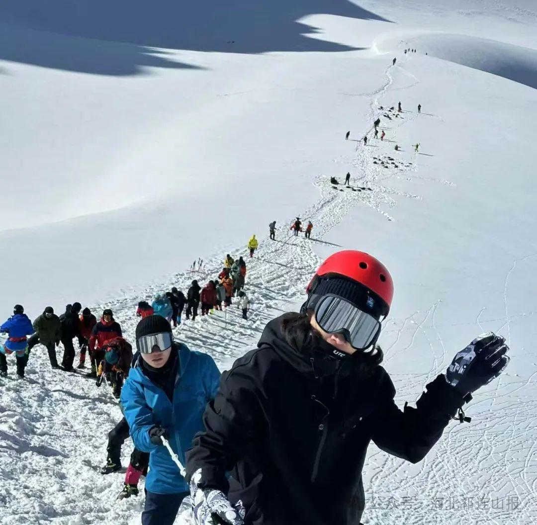 九游娱乐：【登梦中雪山观大湖胜景】岗什卡：让冰雪旅游的“冷资源”变成“热经济”(图8)