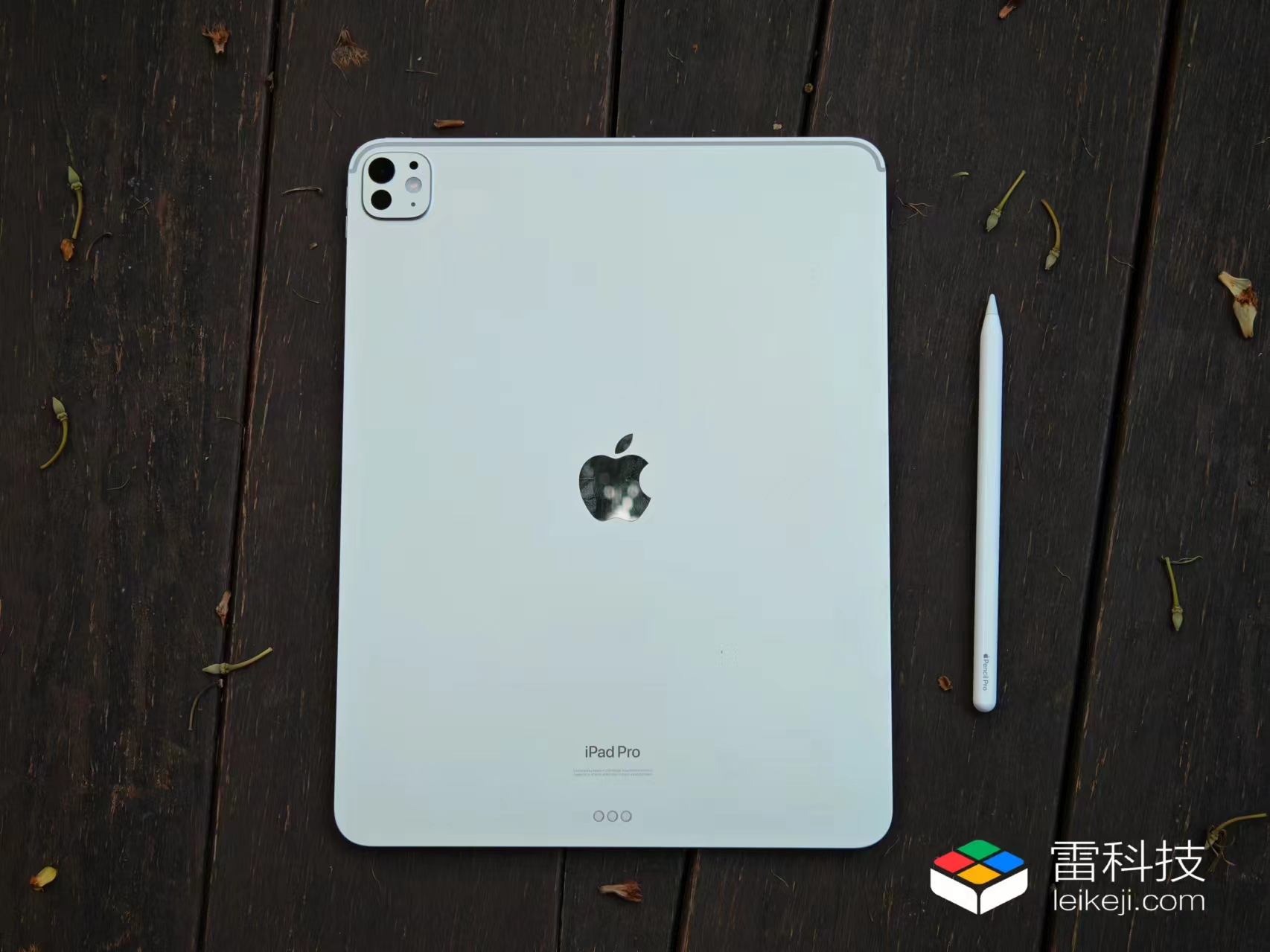iPadPro2024体验报告：苹果理想的AI创作工具就这？(图2)