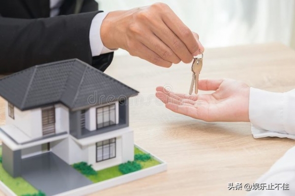 宝妈从0起步1年卖房158套年薪百万(图6)